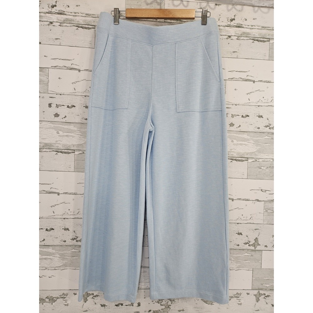 Chicos Zenergy Light Blue Knit Crop Pants Wide Leg Pockets Size M